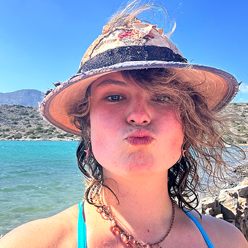 Cliente satisfaite nettoyage intérieur voiture